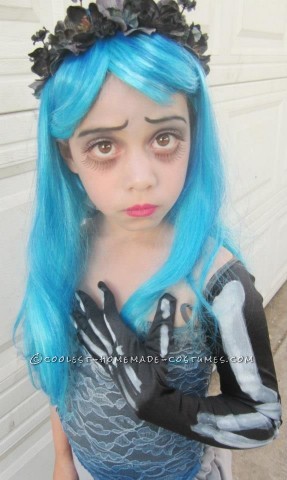 Homemade Corpse Bride Costume for a Girl