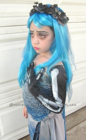 Homemade Corpse Bride Costume for a Girl