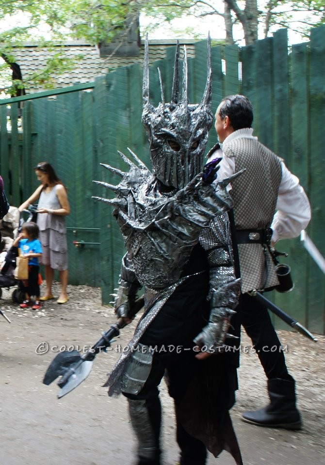 Awesome Homemade Sauron Costume from Lord of the Rings