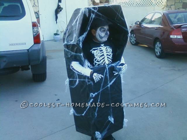 Prize-Winning Walking Skeleton in Coffin DIY Costume