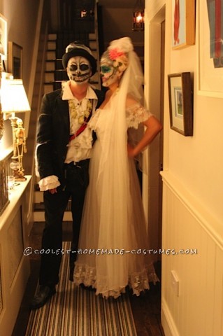 Awesome Homemade Dia De los Muertos Couple Costume