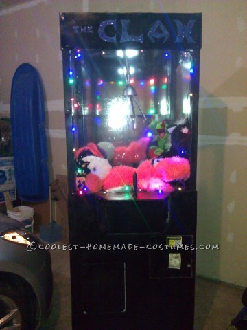 Awesome Homemade Costume Idea: The Claw Machine