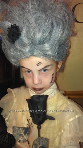 Last-Minute $5 Bride of Frankenstein Costume for a Girl