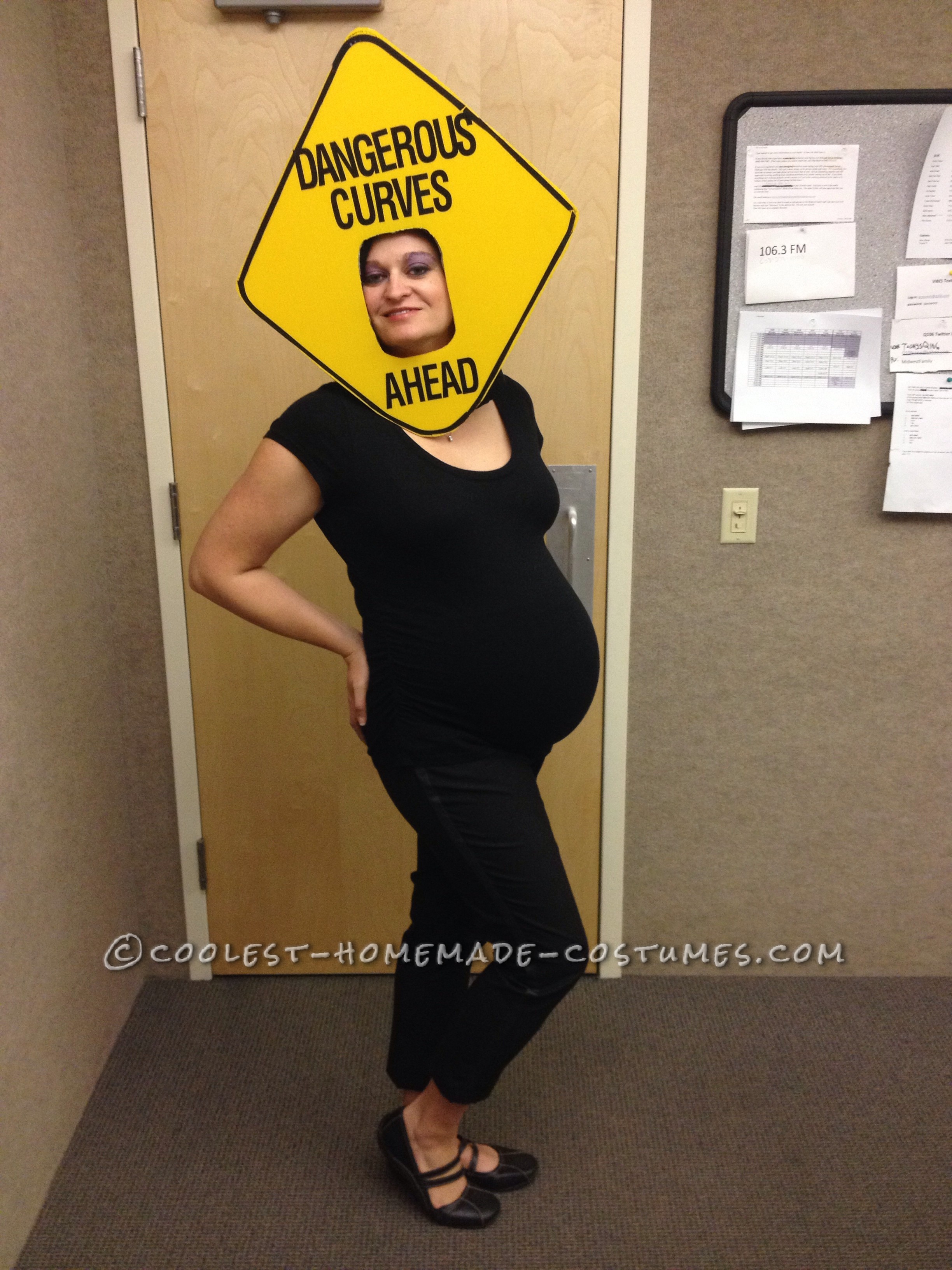 Coolest Maternity Costume - Finished in 20 Minutes!