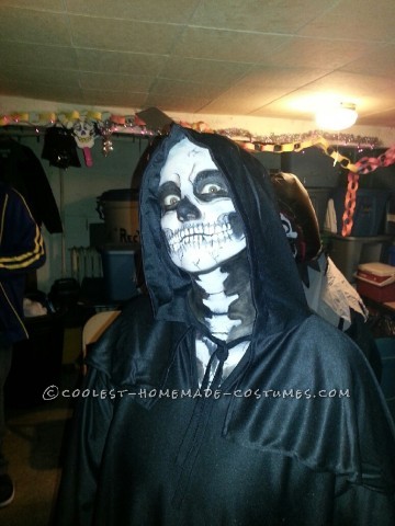 Creepy Skeleton Costume and Makeup