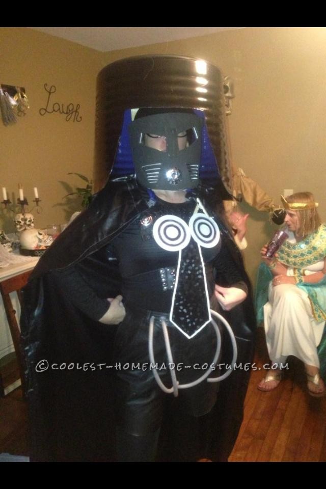 Coolest Homemade Costume from Spaceballs: Dark Helmet