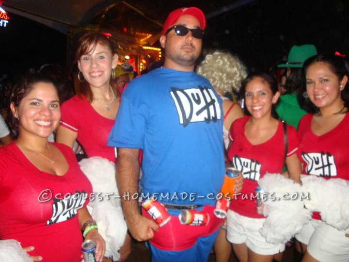 Coolest Homemade Duff Crew Group Costume Idea