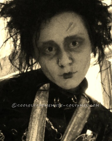 Awesome Homemade Edward Scissorhands Costume