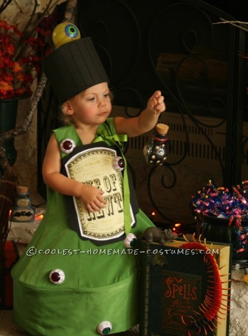 Original Costume Idea for a Toddler: EYE of NEWT Magic Potion Bottle Costume