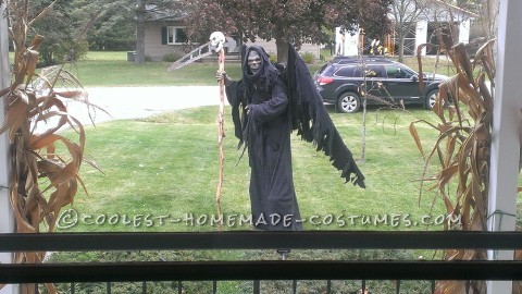 Coolest DIY Grim Reaper Costume: Free Hugs from Death