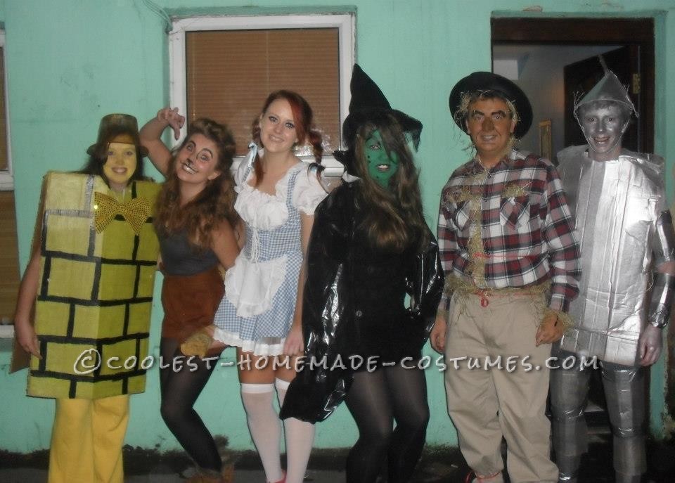 Fun-to-Make Group Costume of Wizard of Oz