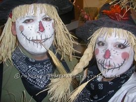 Funny and Cute Homemade Couple Costume: Not-So-Scary Scarecrows