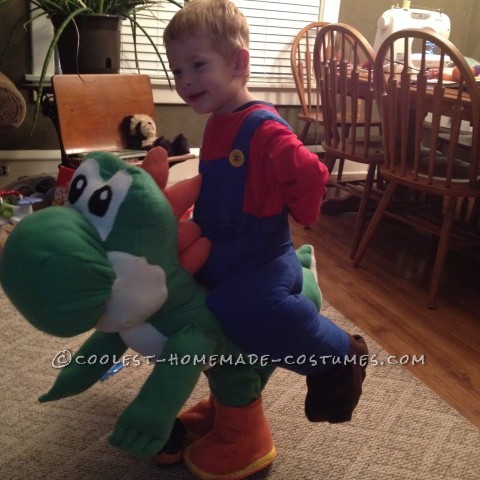 Cool Homemade Illusion Costume for a Toddler: Its Me Mario... And Yoshi Too!