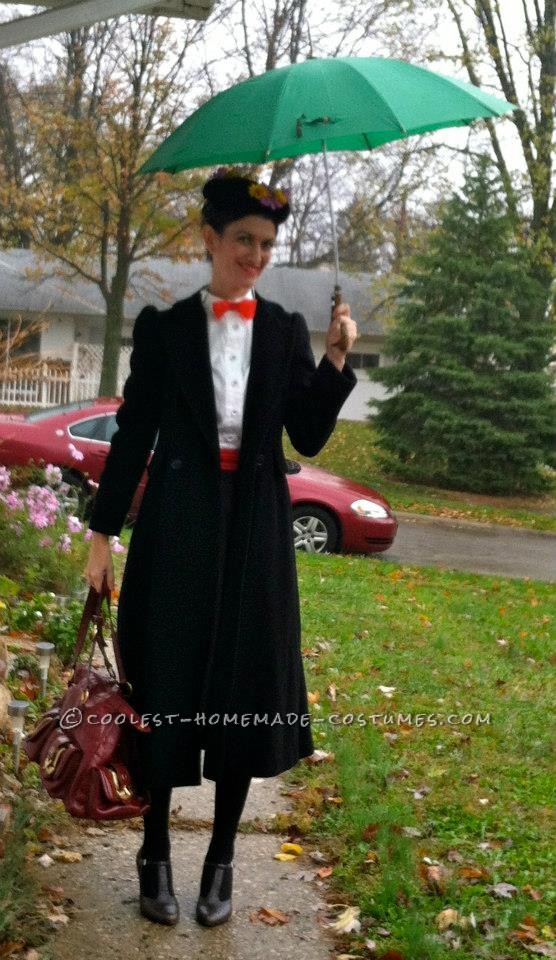 Last-Minute Homemade Mary Poppins Costume (That Didn't Cost a Penny!)