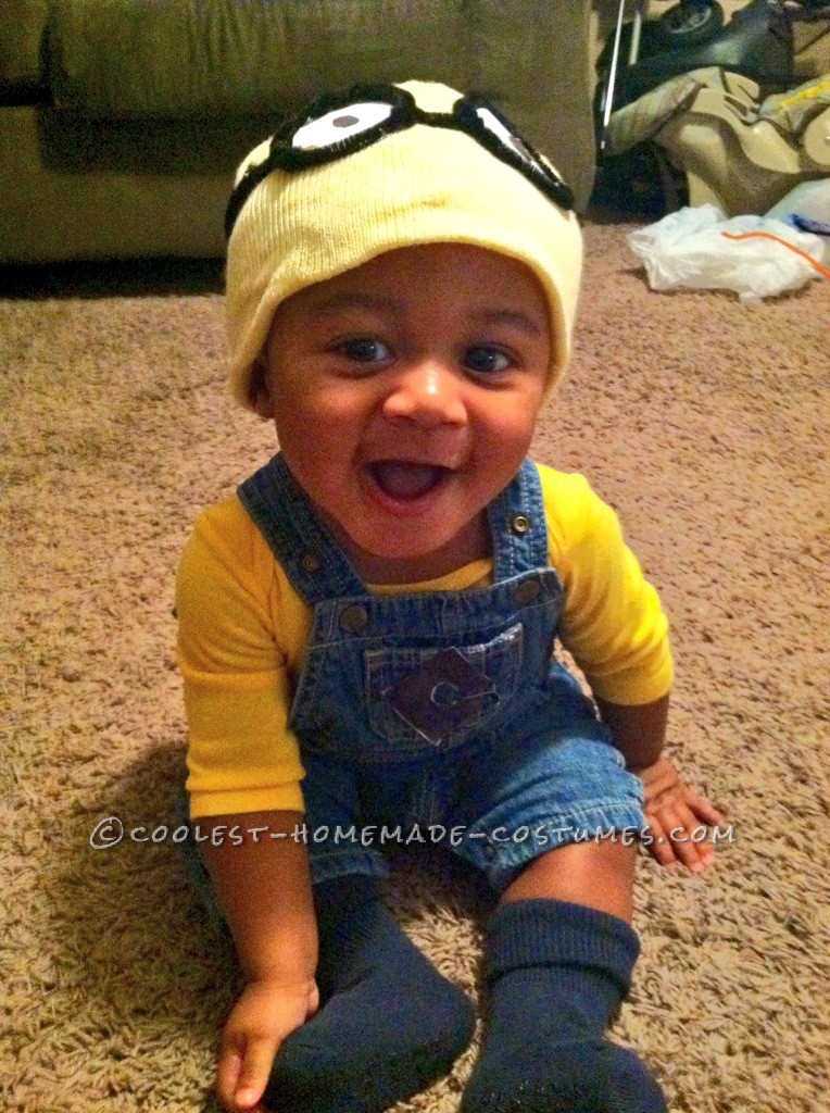 Coolest Homemade Baby Costume: Merry Minion Mischief