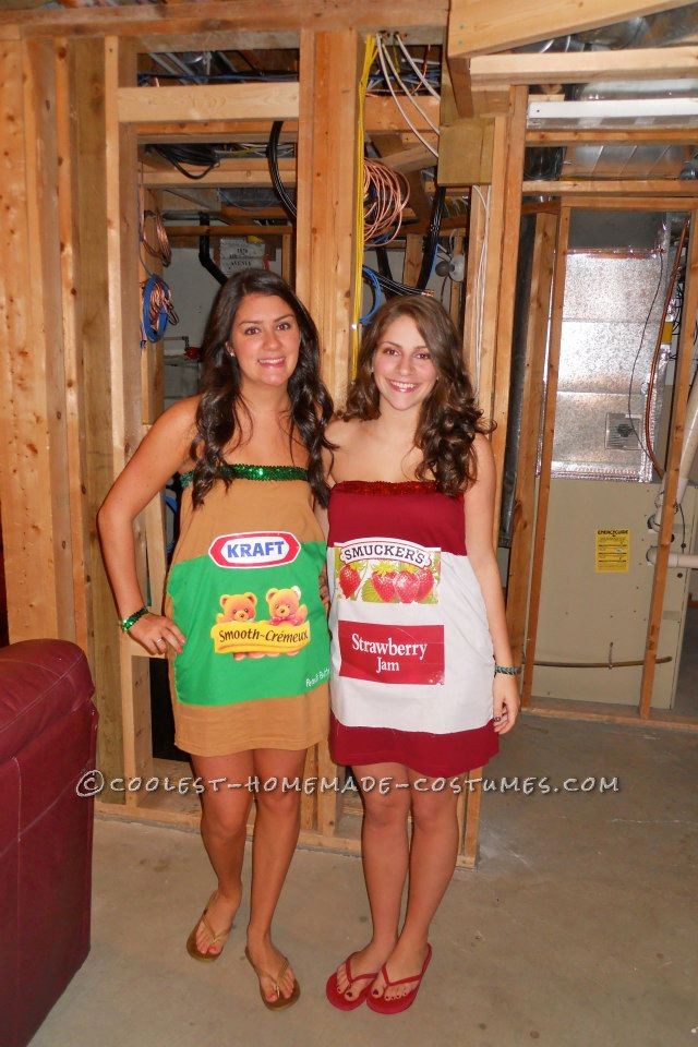 Fun Homemade Peanut Butter and Jelly Couple Costume