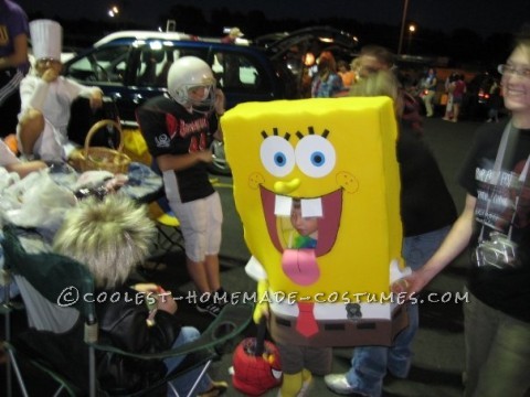 Homemade Spongebob Costume: People Thought SpongeBob was Part of the Show!
