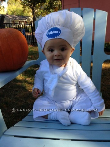 Cute Pillsbury Doughboy Baby Costume (and Mom the Baker)