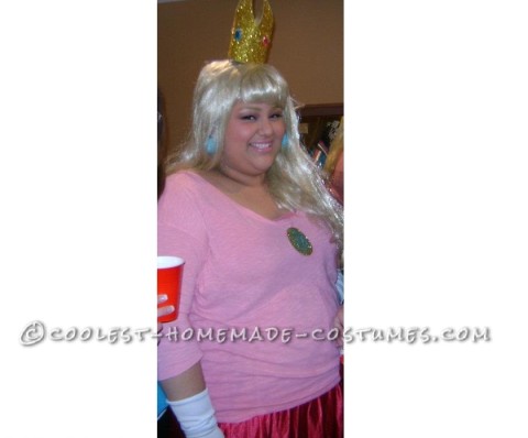 Cool Homemade Plus-Size Princess Peach Halloween Costume