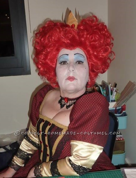 Coolest Homemade Queen of Hearts Halloween Costume