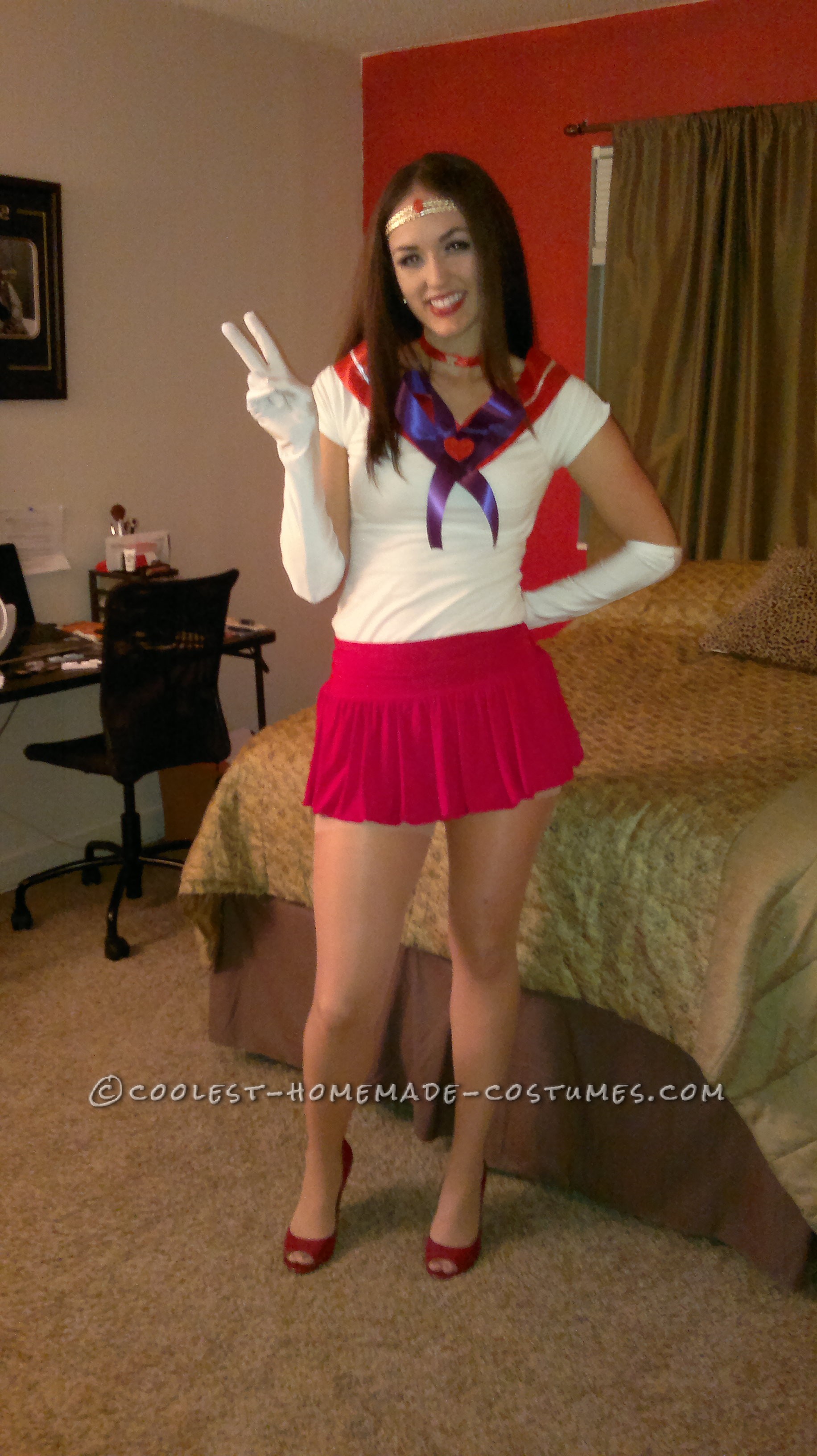 Cute Homemade Costume for a Woman: Sexy Sailor Mars