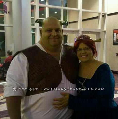 Coolest DIY Shrek and Fiona Couple Halloween Costume