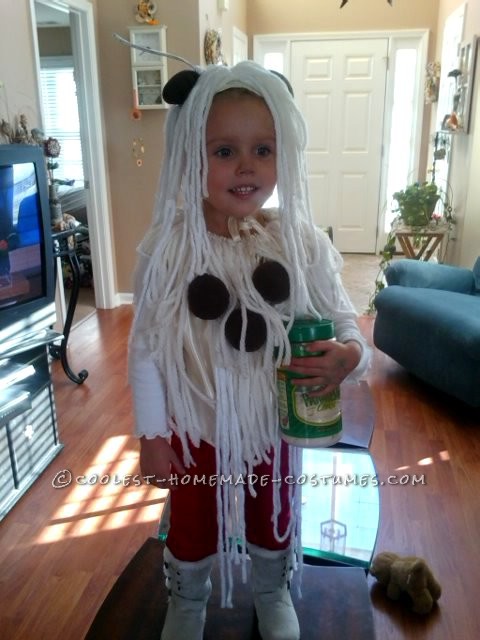 Cool Homemade Spaghetti and Meatballs Costume for a Toddler