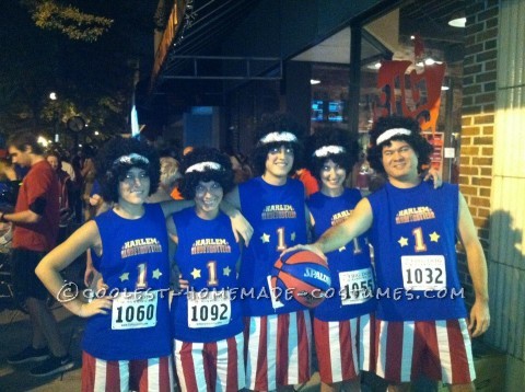 Funny Homemade Group Costume Idea: The Harlem Globetrotters