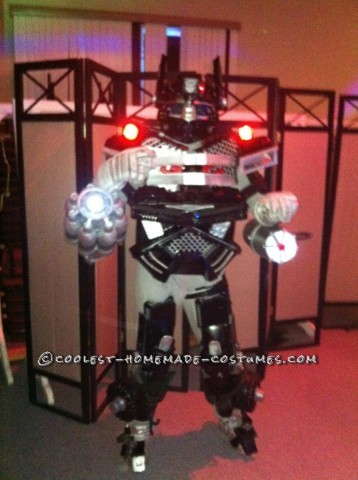 Cool Homemade Transformers Costume Made of Recycled Materials