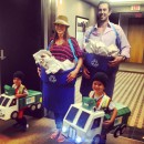 Great DIY Costume Idea for a Family: Recycle Bins and Garbage Truck Family!