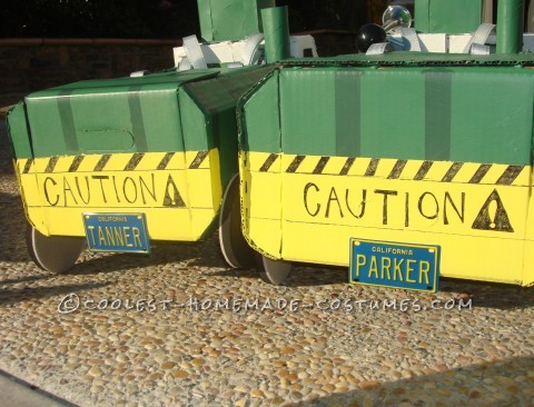 Great DIY Costume Idea for a Family: Recycle Bins and Garbage Truck Family!