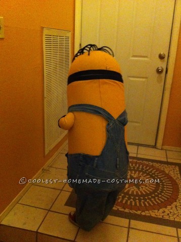 5 Year Old's Kick Tushy Minion Halloween Costume