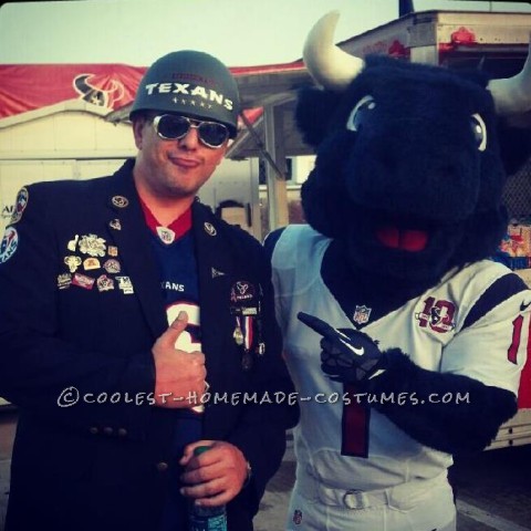 Six Year Old Dressed up as Houston Texan's Super Fan - General 