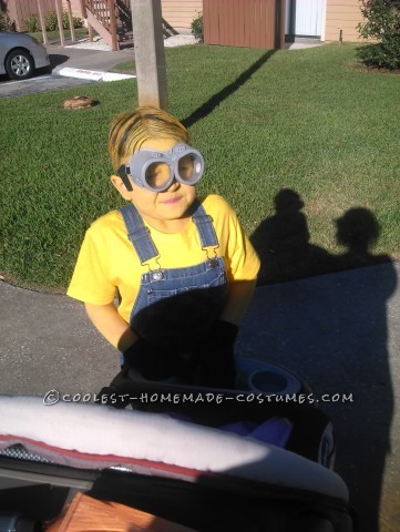 Simple Minion Costume with Real Safety Goggles