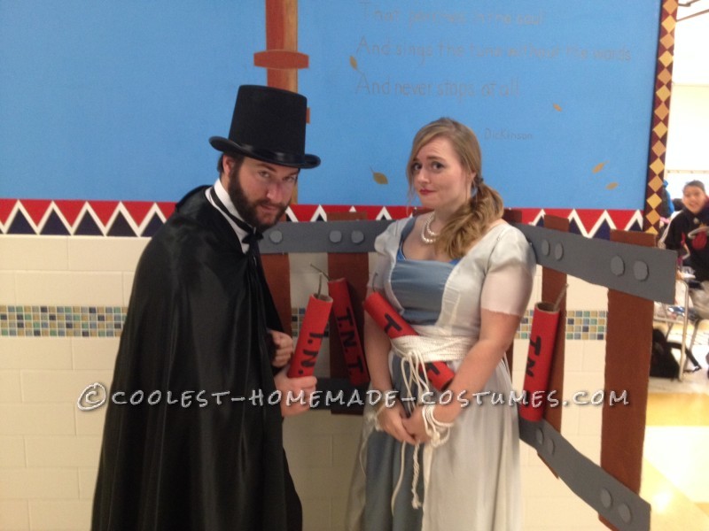 Amazing Damsel-in-Distress & Villain Costume!