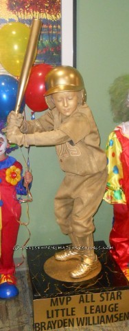 Cool Homemade Baseball Trophy Costume