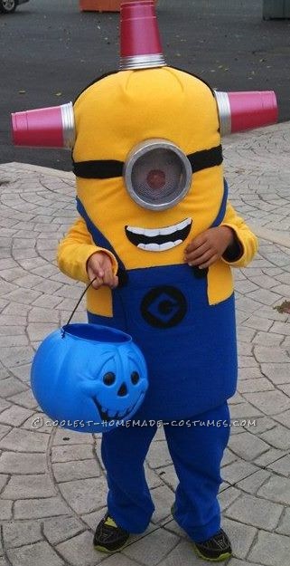 Contest-Winning Minion Halloween Costume - Bee Do Bee Do