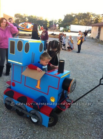 Cool Blue Box Thomas Costume on a Wagon and Candy-Collecting Smokestack