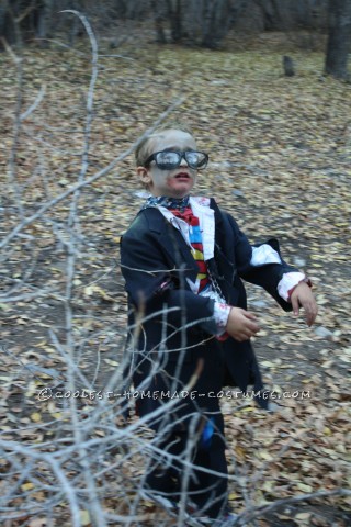 Creepy Clark Kent Superman Zombie Costume