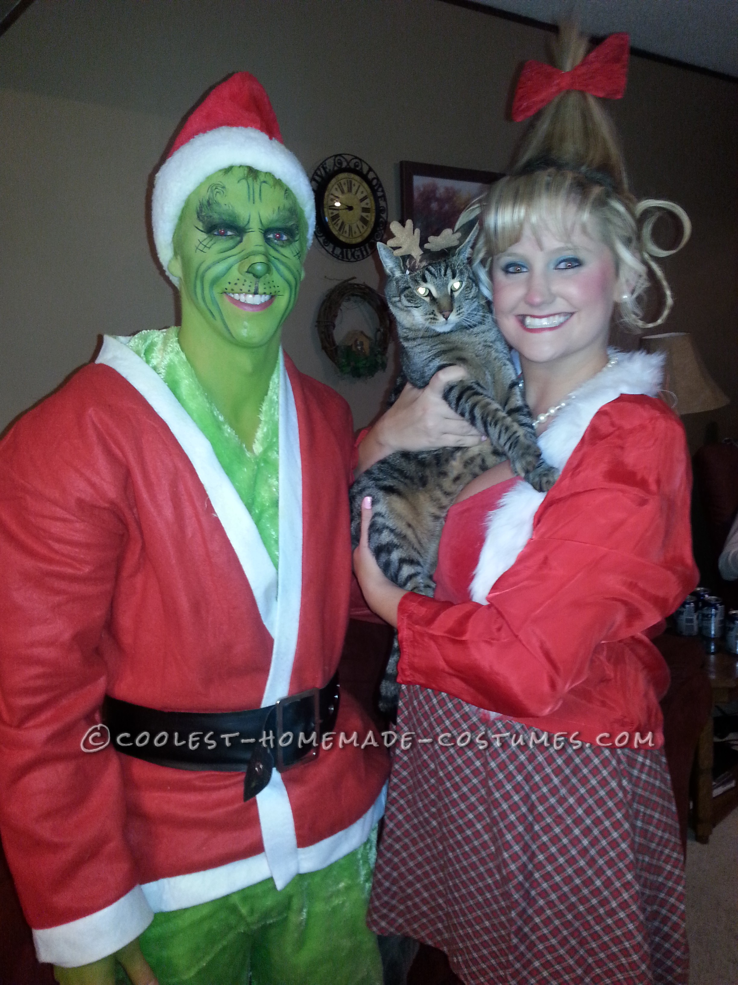 Cool Couples Halloween Costume: Grinch and Cindy Lou Who