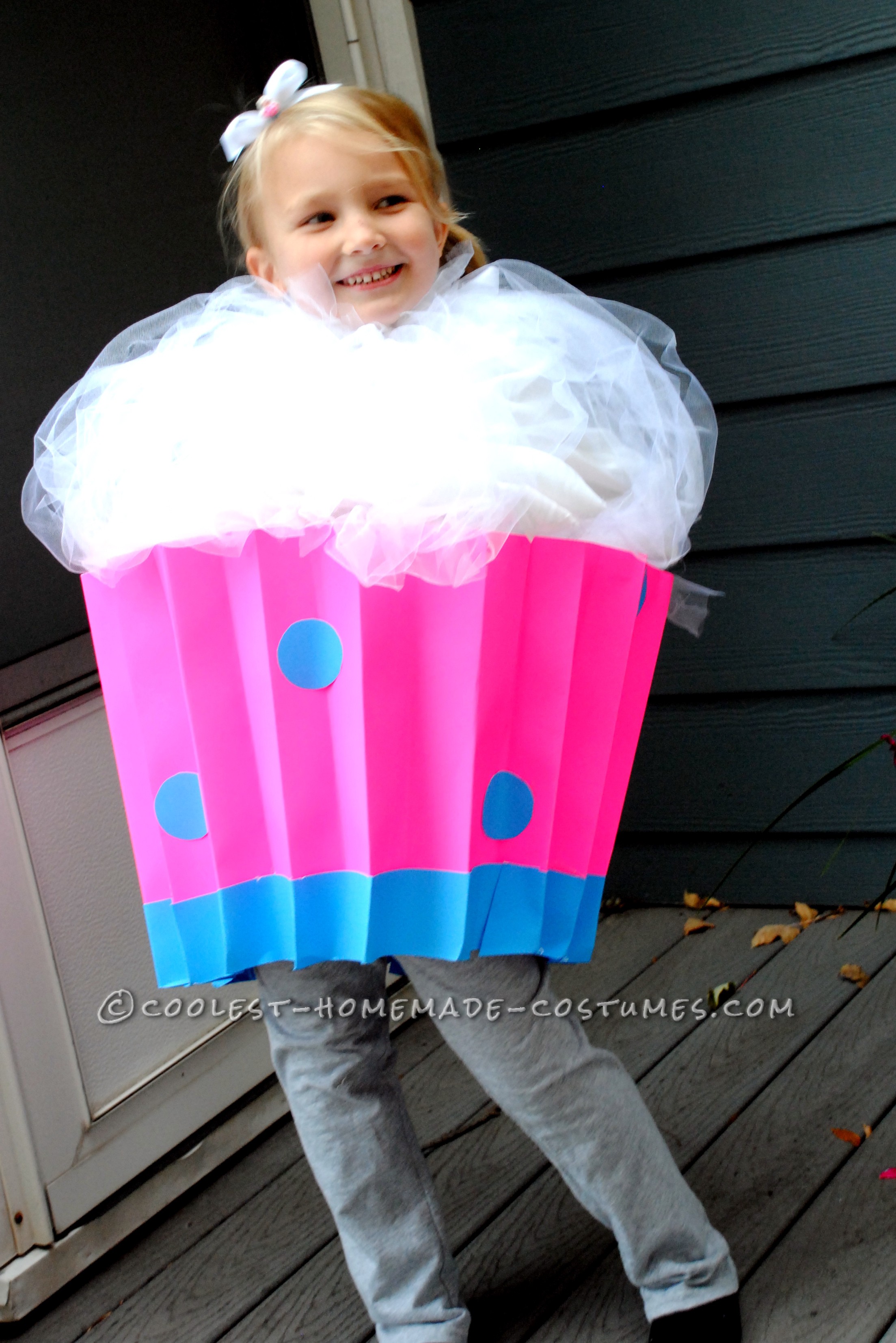 Cute Last-Minute Cupcake Costume