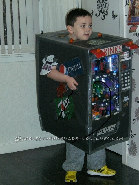 Cool Homemade Cardboard Box Vending Machine Costume