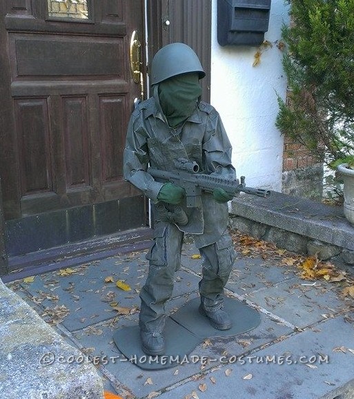 Green Plastic Soldier Halloween Costume - Escapee from a Bucket 'O Soldiers