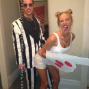 Funny Homemade Couple Costume: Miley Cyrus and Robin Thicke