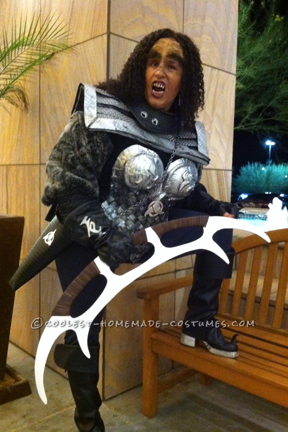 Cool Homemade Star Trek Costume: Klingon Warrior!