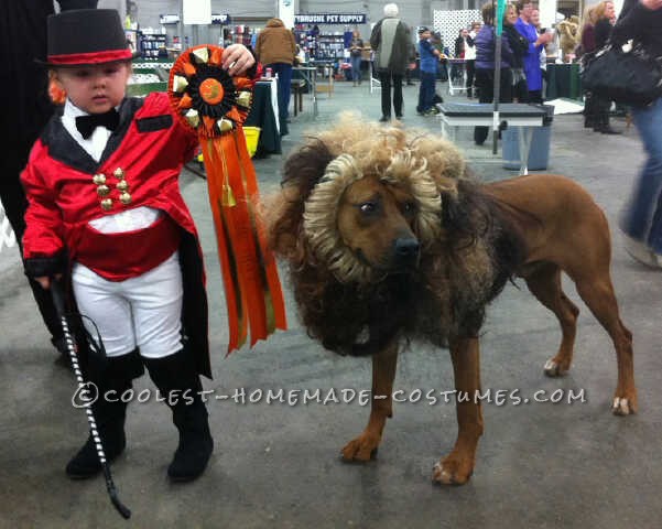 Cool Boy and Pet Dog Costume: Lion Tamer and Lion