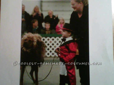 Cool Boy and Pet Dog Costume: Lion Tamer and Lion