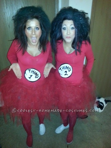Last-Minute Sexy Girls Group Costume: Thing 1, Thing 2 and Cat in the Hat