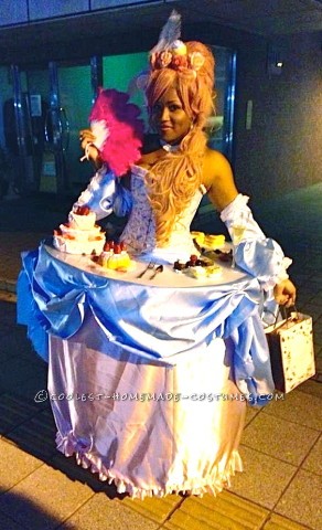 Amazing Marie Antoinette Costume: 