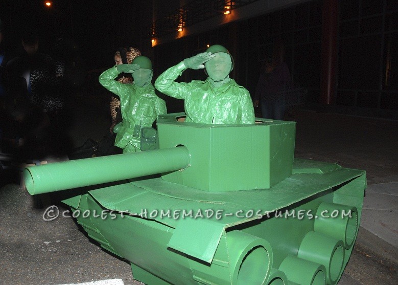 Life-Size Green Army Men and Tank Couple Halloween Costume